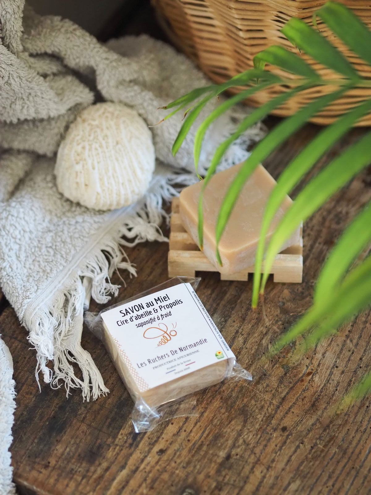 Savon Miel-Propolis-Cire d'Abeille 100g